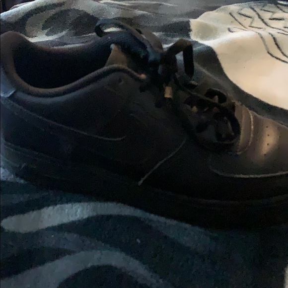 Nike Air Force 1 - Picture 3 of 3